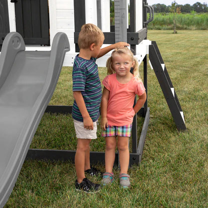 Backyard Discovery Sweetwater Heights Elevated Playhouse